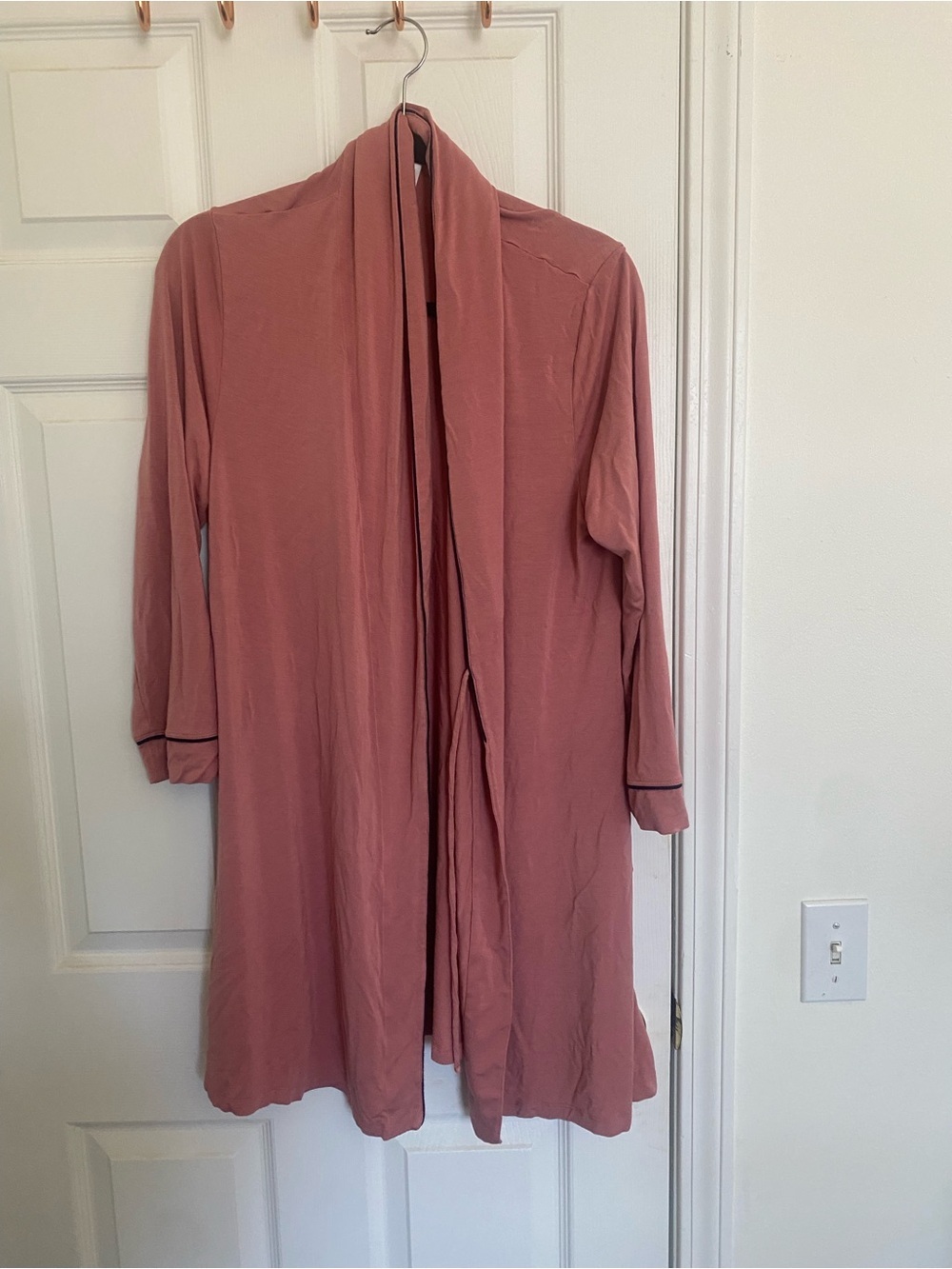 Eberjey Rosewood Shawl-Collar Belted Robe with Black Piping - Picture 2 of 4